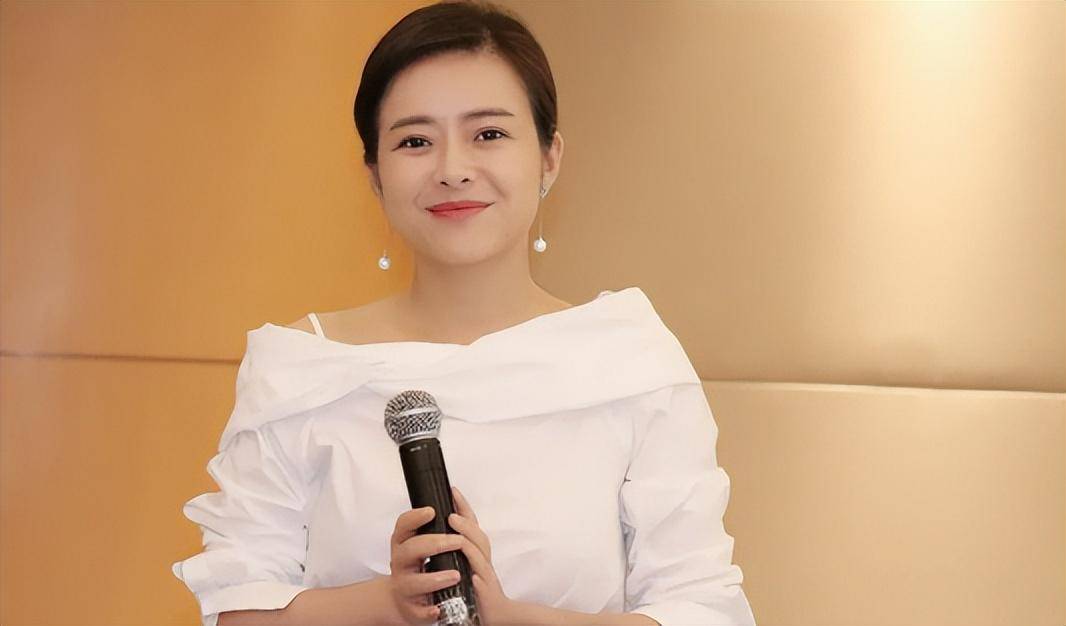 陈辰cba_陈辰老公余笛个人资料